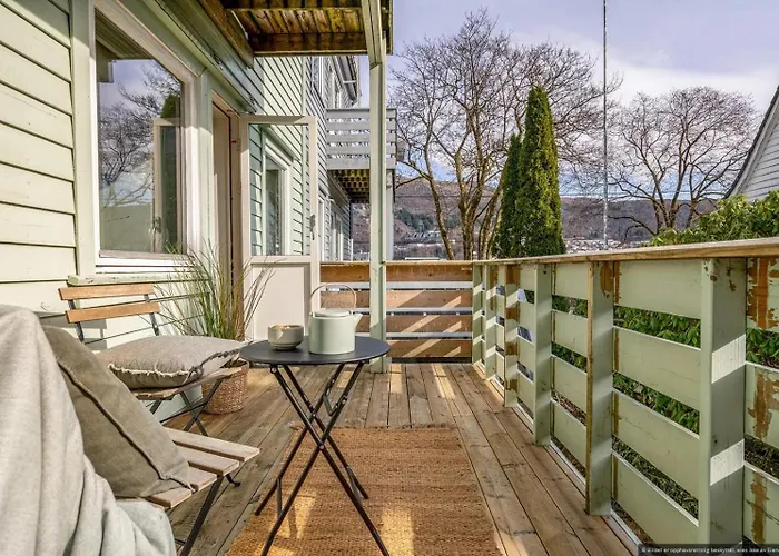 Cozy Near Centre Apartment